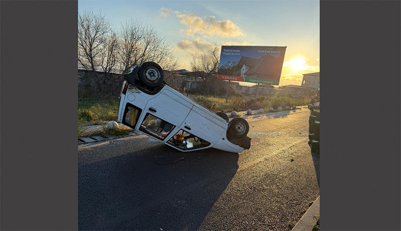 accident Eforie mașină rastunata