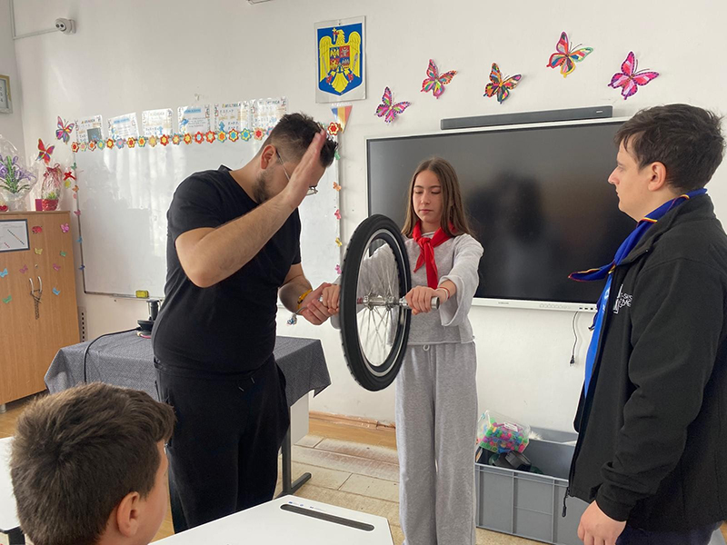 Ateliere școlare la Școala gimnazială nr. 1 Contraamiral Petrică Stoica din Pecineaga