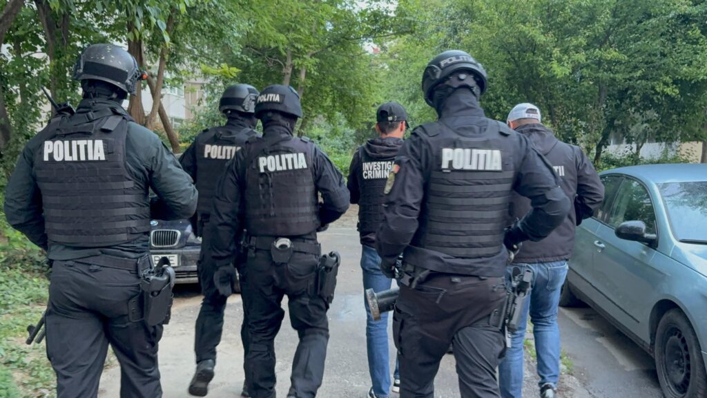 Mascați