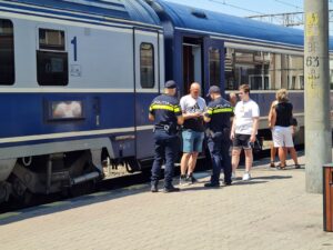 Polițiștii de la Transporturi au trecut la sancționarea călătorilor CFR