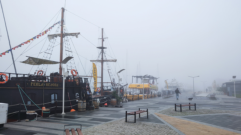 Mangalia, învăluită în ceață