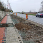 Continuă lucrările la trotuarul dintre 2 Mai și Vama Veche