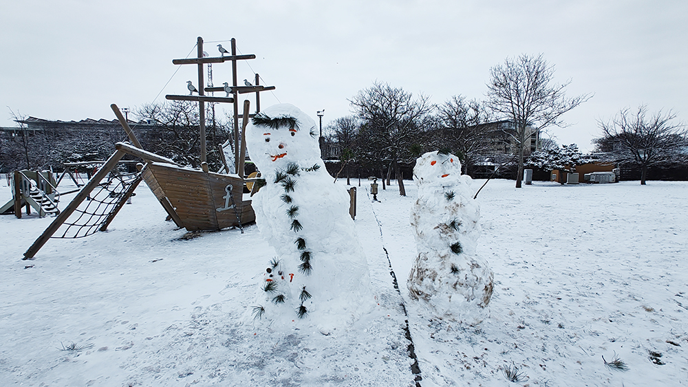 Portul Turistic și centrul Mangaliei, după prima zăpadă din acest an