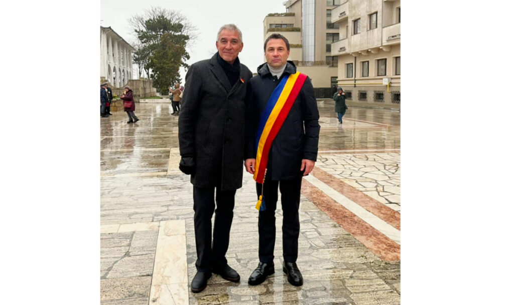 Cristian Radu, Valentin Ciuraru