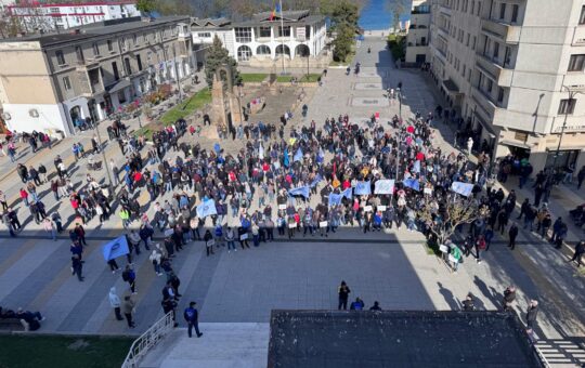 Protest Damen Mangalia