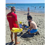 Copiii din Neptun și Jupiter au primit brățări de identificare