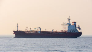 Navă, tanker, vapor mare