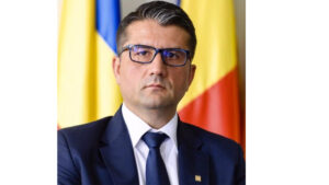 Decebal Făgădău